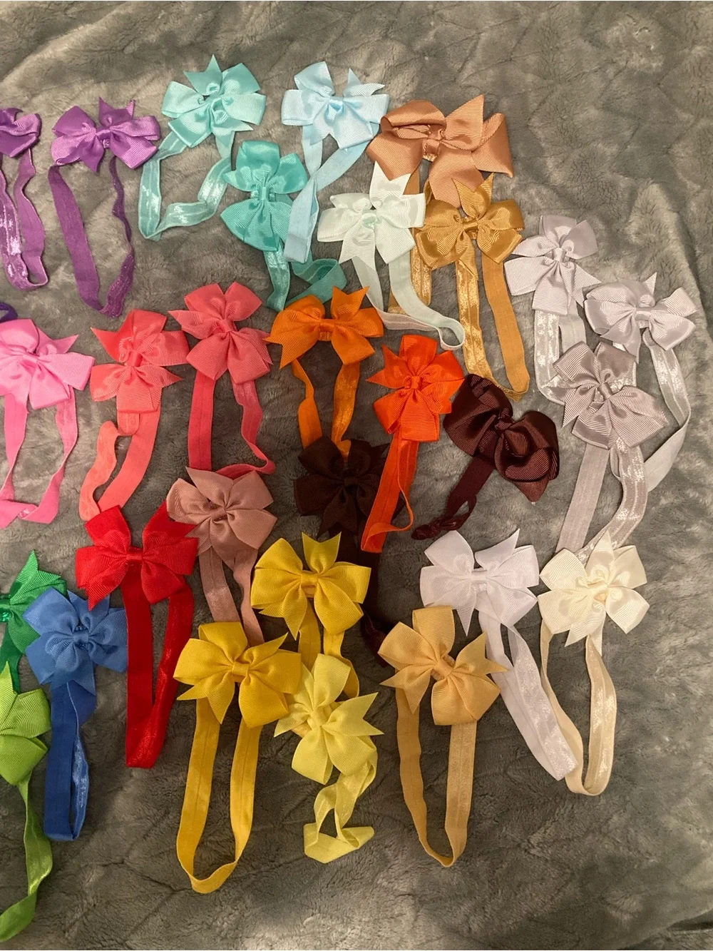 50 baby/toddler hair headband bows! Like new, all colors! 🎀